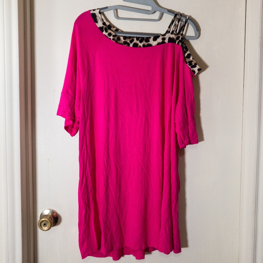 NWOT Heimish USA Hot Pink Cold Shoulder Top